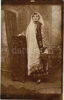 1917 Calimanesti, Baile Calimanesti; woman in folk costume, folklore. photo (glue marks)