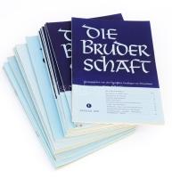 1957-1959 Szabadkőműves újságok, összesen 18 db:   1959 Die Bruderschaft. Hrsg. von den Vereinigten Großlogen von Deutschland. Német nyelvű szabadkőműves folyóirat, 1959. 1-5., 7-8. számok.   1957-1958 Die Vereinigte Grossloge. Hrsg. von der Vereinigten Grossloge der Alten Freien und Angenommenen Maurer von Deutschland-Frankfurt Am Main. Német nyelvű szabadkőműves folyóirat, 11 száma.
