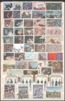 Franciaország és Olaszország 100 db klf bélyeg, közte komplett sorok, kétoldalas A4-es berakólapon