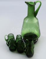 Régi parádi csavart anyagú pálinkás készlet, jelzés nélkül, hibátlan, m: 27 cm, poharak m: 7 cm