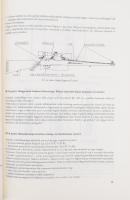 2 darab vadászattal kapcsolatos kiadvány. Amit a fegyverismereti vizsgán tudni kell. Vadászati alapi...