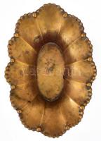 Gerezdelt testű rézlemez kínáló, 26x18 cm