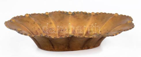 Gerezdelt testű rézlemez kínáló, 26x18 cm