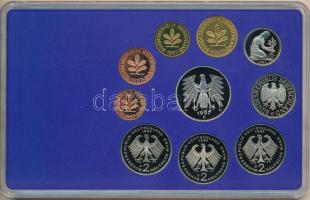 Német Szövetségi Köztársaság 1997D 1pf-5M (10xklf) forgalmi sor műanyag dísztokban, külső karton tok...