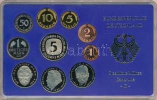 Német Szövetségi Köztársaság 1997G 1pf-5M (10xklf) forgalmi sor műanyag dísztokban, külső karton tok...