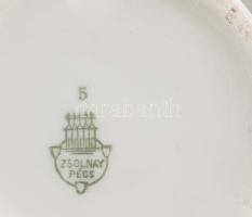 6 darabos patikai tétel, közte 3 darab mozsárral, 2 tégelyen sérüléssel, egyik Zsolnay