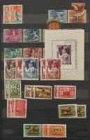 Magyar tétel az 1945-1962 közötti időszakból, sok változattal, másodpéldánnyal, összefüggések és 9 d...