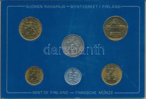 Finnország 1981. 5p - 5M (6xklf) forgalmi sor műanyag tokban T:AU Finland 1981. 5 Pennia - 5 Markkaa (6xdiff) coin set in plastic case C:AU