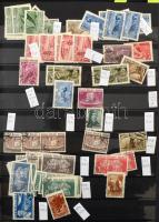 Albánia kissé szétesett gyűjtemény 16 lapos A4-es berakóban, sok bélyeggel
