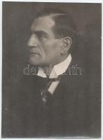 cca 1930 Férfiportré, pecséttel jelzett fotó Kankovszky műterméből, 19×14 cm