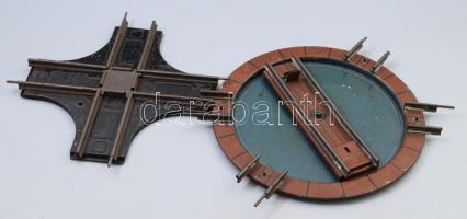 Hornby 2 darab 0-ás sínelágazás, egyik forgó, kisebb rozsdafoltokkal, kopásokkal, d: 23 cm
