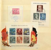 NSZK, Berlin, NDK szép blokk tétel jobbakkal, 22 lapos blokkberakóban, rugós borítóval