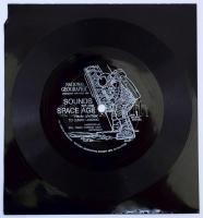 cca 1960 Sounds of the space age - A Szputnyiktól a Holdra szállásig,  hangfelvétel