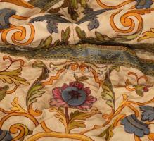 Miseruha, cca 20. sz. közepe, sérüléssel