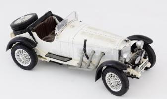 Burago Mercedes Benz 1/18 makett autó, h: 24 cm