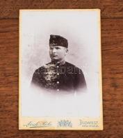 1916 Világháborús intarziás fa doboz, kulcs nélkül, benne felragasztva a tulajdonos katona vizitkárt...