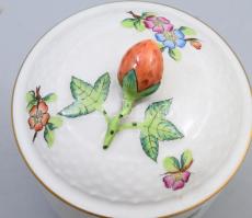 Herendi eton mintás kakaós csésze, eper fogóval, jelzett, hibátlan, m: 10 cm