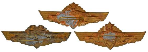 1950. "Magyar Néphadsereg 1. és 2. osztályú páncélos- és gépjárművezető" zománcozott bronz...