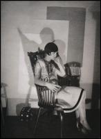 cca 1928 Margaret Bourke-White (1904-1971) amerikai fotóművészről készült felvétel, 1 db modern nagyítás, jelzés nélkül, 21x15 cm