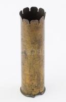 1949 Töltényhüvelyből készített váza, kereszt ábrázolással, felirattal, m: 20,5 cm