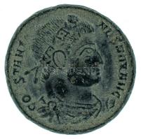 Római Birodalom 334-335. I. Constantinus / Siscia Follis (2,70g) T:XF Roman Empire / Siscia / Constantine I 334-335. Follis "CONSTANTI-NVS MAX AVG / GLOR-IA EXERC-ITVS - BSIS" (2,70g) C:XF RIC VII 235