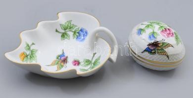 Hollóházi pillangó mintás levél alakú tálka és tojás alakú bonbonier. Jelzett, hibátlan, h: 7,5-13 cm