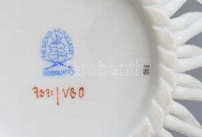 Herendi VBO mintás hamuzó, jelzett, 11,5x7,5 cm + VBO mintás fonott tálka, kis repedéssel, d: 13 cm