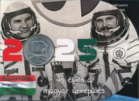 2025. "45 éves a magyar űrrepülés" karton díszlap, benne 1980. 100Ft Ni "Szovjet-magyar közös űrrepülés", "238" számozással T:UNC, BU