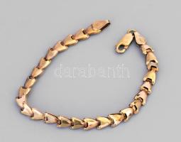 Ezüst(Ag) aranyozott szív mintás karkötő, jelzett, h: 18 cm, nettó: 5,6 g