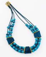 Türkiz zöld bőrláncos nyaklánc, h: 43 cm