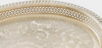 Angol ezüstözött réz tálca, jelzett, repedéssel, 47x33 cm