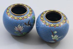 Madár- és virágmintás kínai cloisonne váza pár, hibátlan, m: 8,5 cm