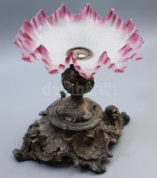 Nagyméretű neorokokó talpas kínáló, üveg tállal, minimális pattogzással, d: 26 cm, m: 29 cm