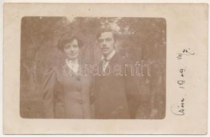 1909 Alsócsóra, Csóra, Cioara, Salistea; szerelmespár a parkban / love couple in the park. photo (fl)