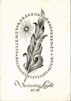 1985 Vörösváry László könyvkiadó saját képeslapja, karácsonyi üdvözlőlap, hátoldalán Vörösváry saját kezű levelével. A képeslap címzettje Dr Szentléleky Tihamérné Koroknay Éva művészettörténész / Christmas greeting art postcard, Hungarian book publisher, with the letter of the owner (EB)