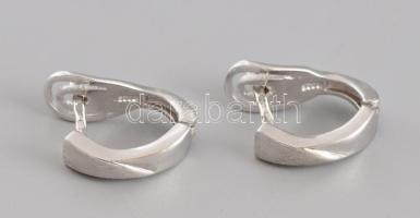 Ezüst (Ag) fülbevaló pár, jelzett, nettó 4,5g