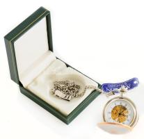 Astron fémházas zsebóra, működik, lánccal, dobozában, d: 4,5 cm