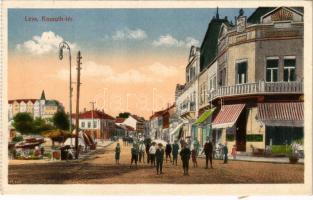 Léva, Levice; Kossuth tér, piac, üzletek. Schulcz Ignác kiadása / square, market, shops (EK)