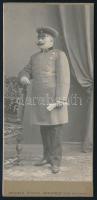cca 1900-1910 Német katonatiszt (vasúti ezred tagja) egészalakos portréja, keményhátú fotó, Wilhelm Simon műterme, Arnstadt, 17x8 cm