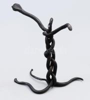 Horetzky (1969-): Kígyók. Patinázott bronz, cca 2000, jelzés nélkül, m: 13,5 cm. Proveniencia: az alkotó tulajdonából. /// Horetzky (1969-): Snakes. Patinated bronze, c. 2000, unsigned, height: 13,5 cm. Provenance: from the artist's own collection.