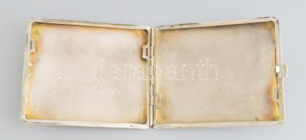 Ezüst (Ag) tárca, 1927, jelzett, monogramos, 8,5x10,5 cm, ajándékozási vésettel, nettó 102g