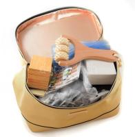 Kis táskányi vegyes bolha tétel, közte kulcsok,berakók, stb.