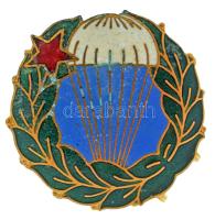 1950. "Ejtőernyős" zománcozott bronz sapkajelvény T:AU,XF