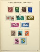 Svájc tartalmas gyűjtemény 1854-1981 Schaubek előnyomott albumban, csavaros borítóval. Magas katalóg...