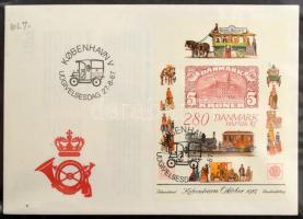 Svájc régi és modern küldemények, képeslapok, kevés egyéb ország küldeményei 100 férőhelyes levél be...