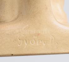 Győry Dezső (1908-1979): Anya gyermekével. Jelzett, mázhibával, m: 36 cm