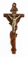 Feszület. cca 19. sz. vége, magyar, faragott fa, fém korpusszal, 29x12 cm