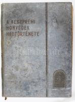 Herczegh Géza: A veszprémi honvédek hadtörténete. A m. kir. veszprémi 31. honvéd gyalogezred, a 31. 46. és a 79. honvéd menet zászlóaljak, valamint a 31/1. népfölkelő zászlóalj története Cegléd, 1936. Sárik Gyula. 448p. Számos egészoldalas és szövegközti illusztrációval. Sérült, szétesett egészvászon kötésben, néhány lap szélén folttal. Nagyon ritka!
