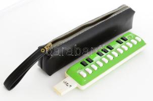 Hohner Melodica furulya, tokban