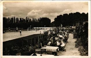 1943 Budapest XVI. Cinkota, strand, Bencsik János strandvendéglője (r)